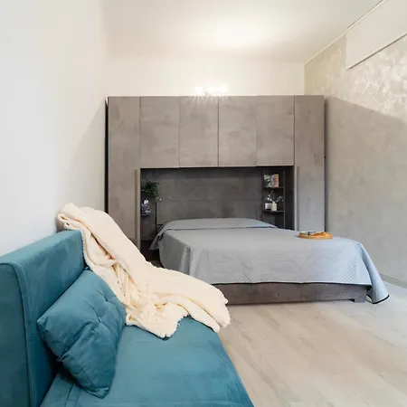 Ihost - Cislaghi 4 * Milano
